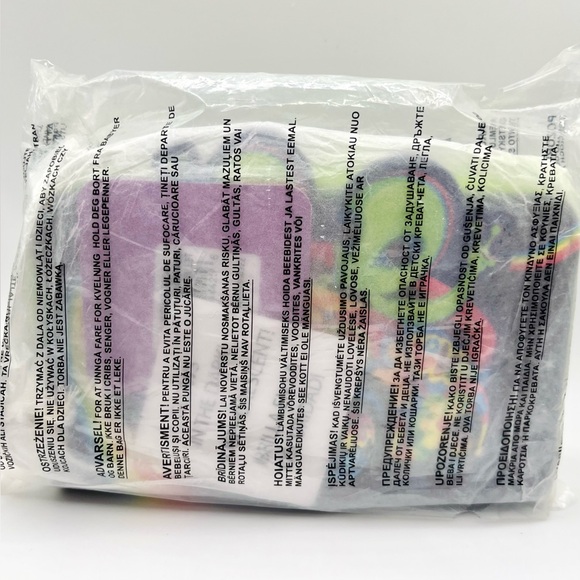 Loungefly Lisa Frank Cosmic Alien Ride Zip Around Wallet - Picture 8 of 9